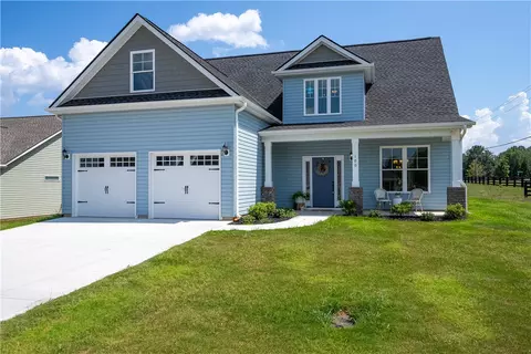 100 Carolina Dr, Piedmont, SC 29673