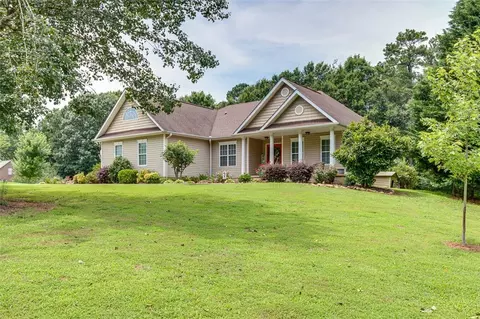 413 N Flat Rock Rd, Piedmont, SC 29673