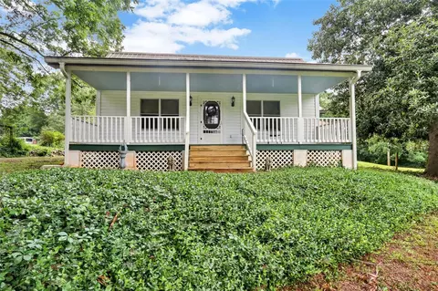 935 Cherry St, Pendleton, SC 29670 photo 2