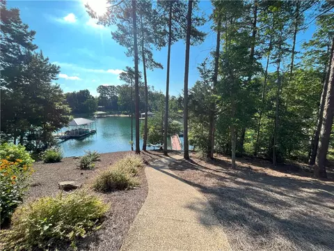 331 Elderberry Way, Seneca, SC 29672 photo 2