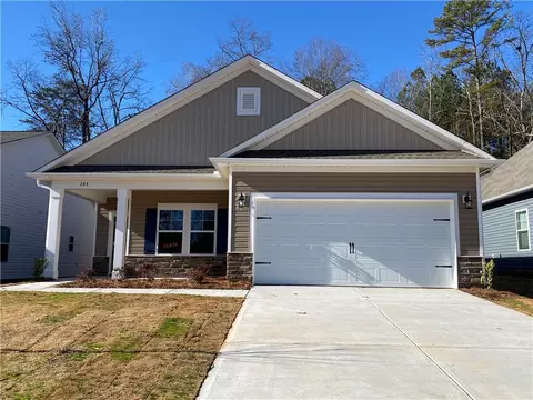 284 Carvel Trl, Seneca, SC 29678
