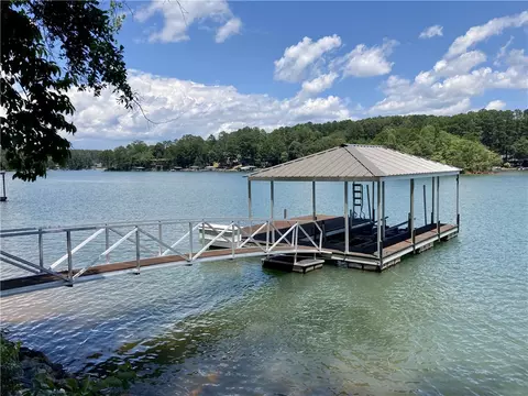 1376 Harbor Ridge Rd, Seneca, SC 29672