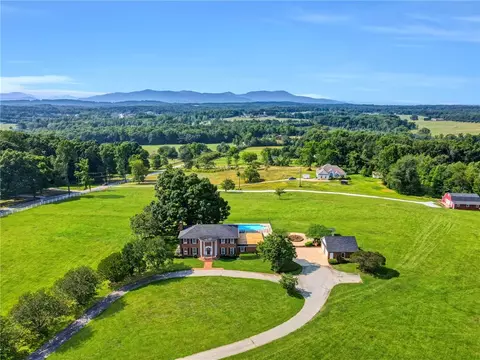 3836 A Pennington Rd, Greer, SC 29651