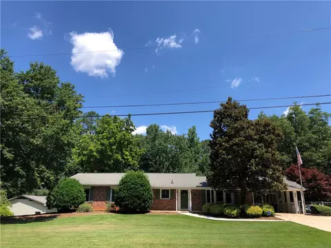 1005 Pinecroft Dr, Anderson, SC 29621