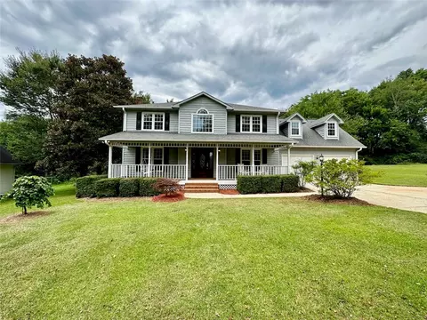111 Sedgefield Dr, Clemson, SC 29631