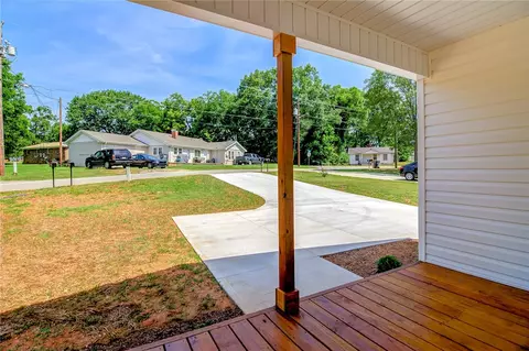 9 Spring St # B, Pelzer, SC 29669 photo 11