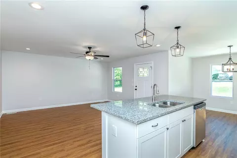 9 Spring St # B, Pelzer, SC 29669 photo 13