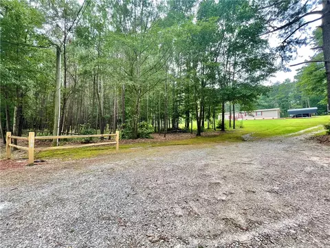 168 Valley Ln, Central, SC 29630 photo 3