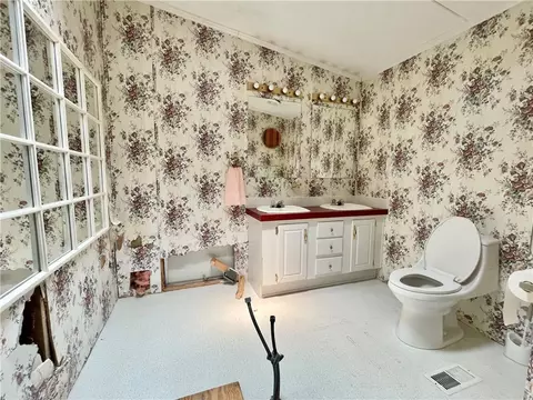 168 Valley Ln, Central, SC 29630 photo 18