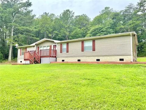 168 Valley Ln, Central, SC 29630