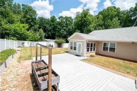458 Guyton Rd, Williamston, SC 29697 photo 6