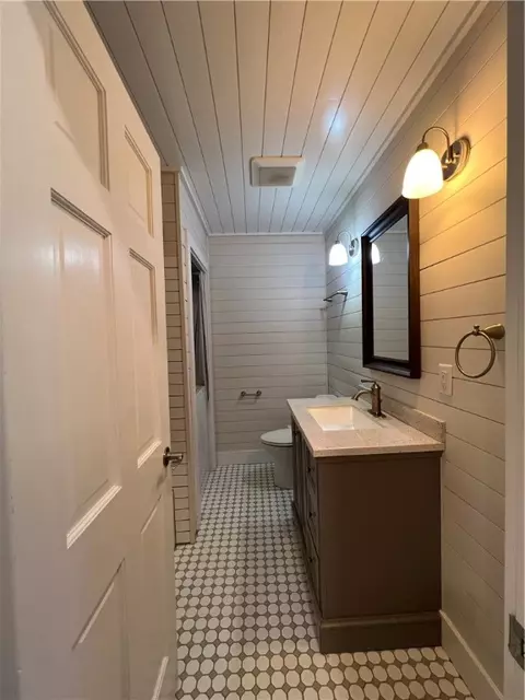 527 Meredith St, Central, SC 29630 photo 6