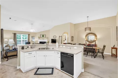 205 Lutsen Dr, Easley, SC 29642 photo 10