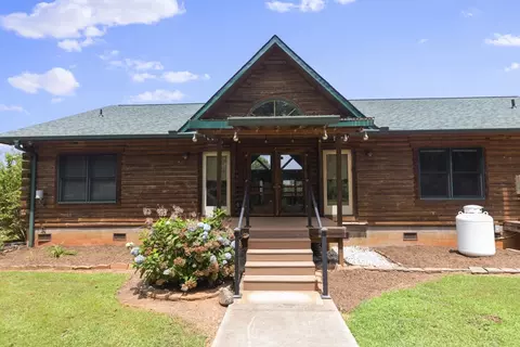 134 Monroe Dr, Seneca, SC 29678 photo 3