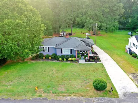111 Oak Dr, Honea Path, SC 29654 photo 3