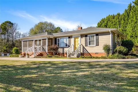 128 Pineridge Dr, Belton, SC 29627