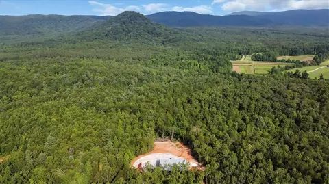 131 Kelley Rd, Tamassee, SC 29686