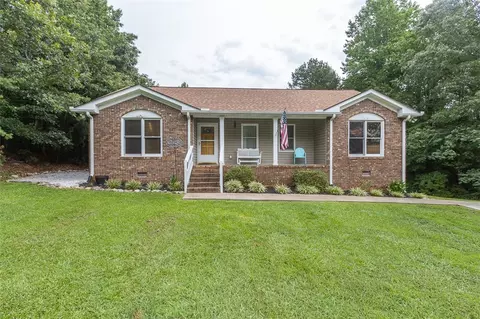 434 Cedar Hill Rd, Six Mile, SC 29682