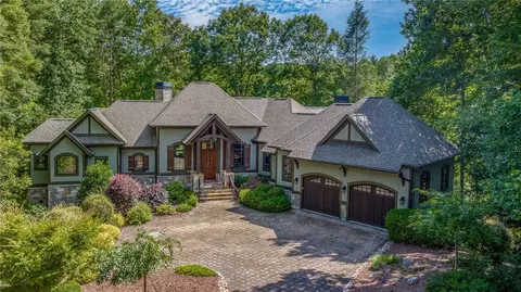 114 Club Cove Way, Sunset, SC 29685