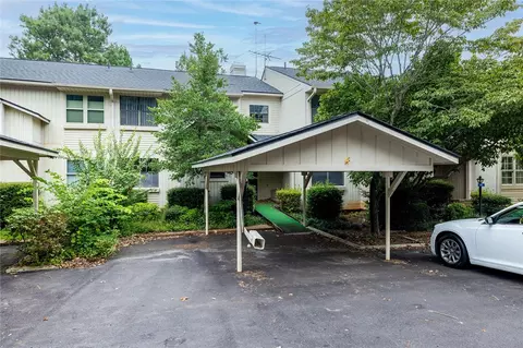 96 Point Place Dr, Westminster, SC 29693