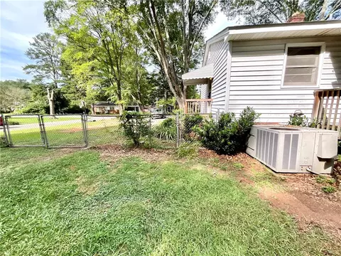205 Cedar Cir, Easley, SC 29642 photo 19