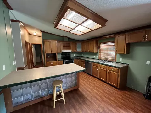112 Tucker Dr, Starr, SC 29684 photo 13