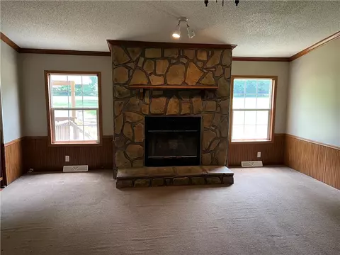 112 Tucker Dr, Starr, SC 29684 photo 8