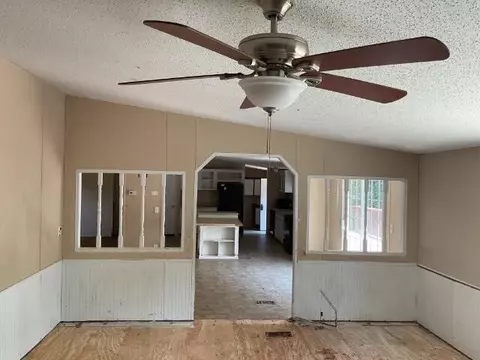 200 Tyler Ct, Easley, SC 29642 photo 3