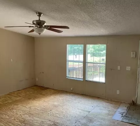 200 Tyler Ct, Easley, SC 29642 photo 8