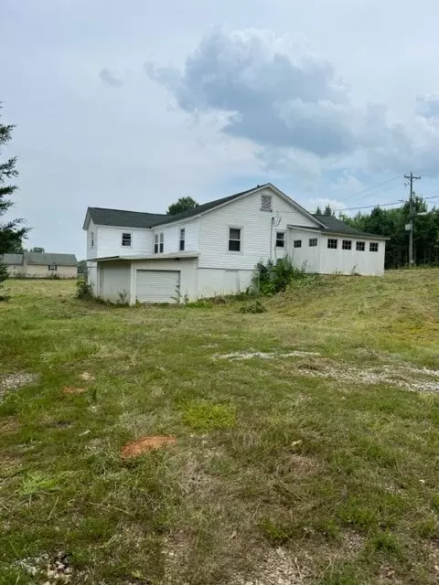 405 Seneca St, Calhoun Falls, SC 29628
