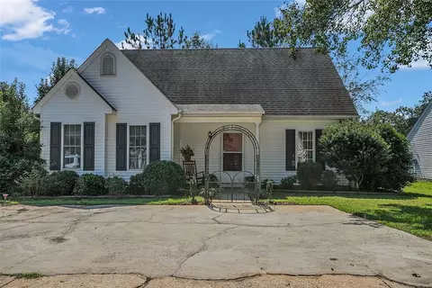 108 Arbors Ct, Central, SC 29630