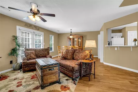 108 Arbors Ct, Central, SC 29630 photo 6