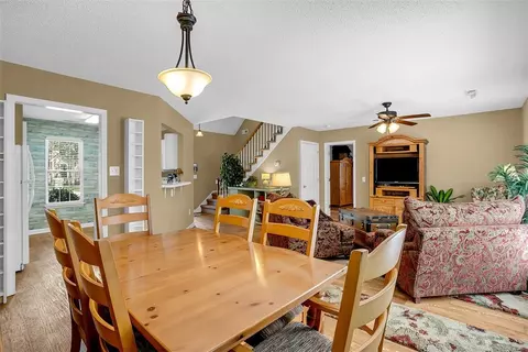 108 Arbors Ct, Central, SC 29630 photo 3