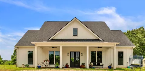 109 Phillips Ln, Fountain Inn, SC 29644