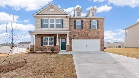 406 Arkwright Ln, Piedmont, SC 29673