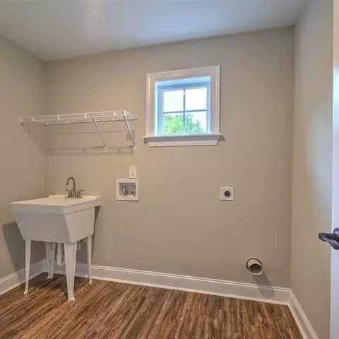 341 Thompson St, Pendleton, SC 29670 photo 19