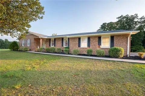 138 Hunter Rd, Pickens, SC 29671 photo 23