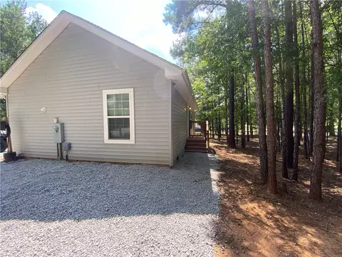 626 Sirrine St, Honea Path, SC 29654 photo 4