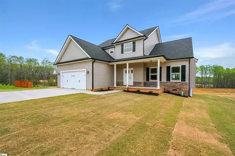 358 Zoey Park Dr, Lyman, SC 29365