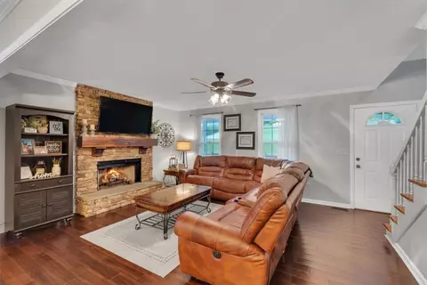 421 Rochester Rd, Easley, SC 29640 photo 5