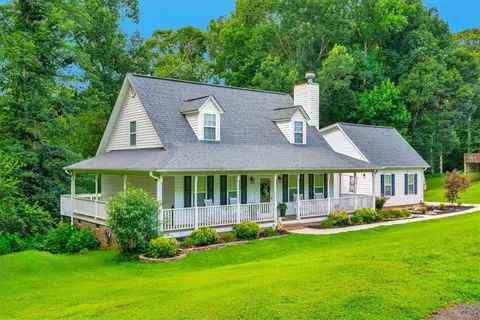 421 Rochester Rd, Easley, SC 29640 photo 2