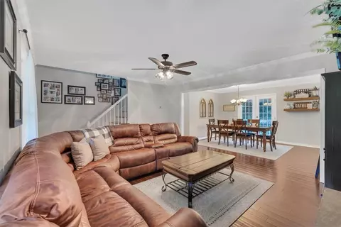 421 Rochester Rd, Easley, SC 29640 photo 4