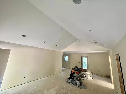 121 E Richfield Dr, Westminster, SC 29693 photo 10