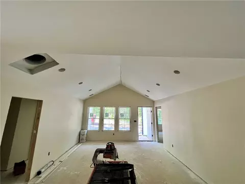 121 E Richfield Dr, Westminster, SC 29693 photo 11
