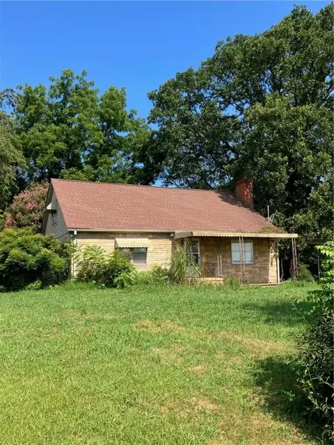 131 Oak Creek Rd, Seneca, SC 29678