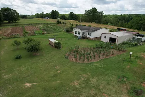 254 Corbin Rd, Honea Path, SC 29654 photo 8