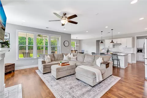205 Scout Ct, Easley, SC 29642 photo 6