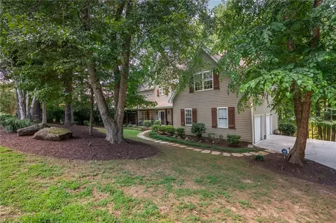 145 Upper Lake Dr, Easley, SC 29640 photo 2