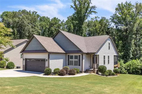 15 Woodhaven Way, Easley, SC 29642