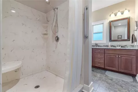 110 Walker Pt, Seneca, SC 29672 photo 15